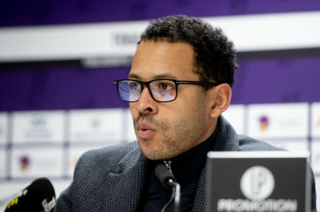 liam-rosenior-of-strasbourg-during-the-ligue-1-mcdonalds-match-between-toulouse-and-strasbourg-at-stadium-de-toulouse-on-december-6-2025-in-toulouse-france-photo-by-loic-cousinicon-sport