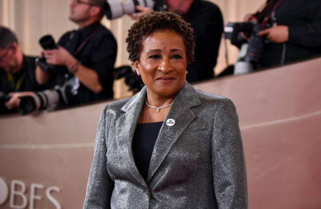 wanda-sykes-arrives-at-the-83rd-golden-globes-on-sunday-jan-11-2026-at-the-beverly-hilton-in-beverly-hills-calif-photo-by-richard-shotwellinvisionap