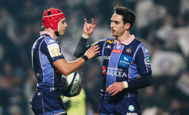 louis-bielle-biarrey-celebrates-after-scoring-a-try-with-joey-carbery