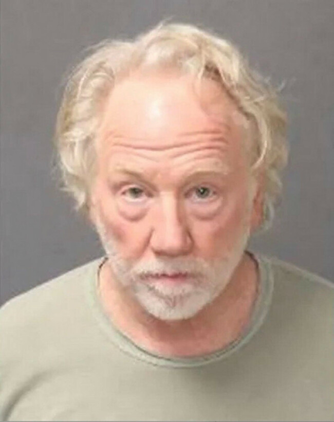bernalillo-county-new-mexico-usa-13th-jan-2026-actor-timothy-busfield-whos-married-to-melissa-gilbert-surrendered-to-police-on-child-sex-abuse-charges-busfield-has-been-released-by-authorities