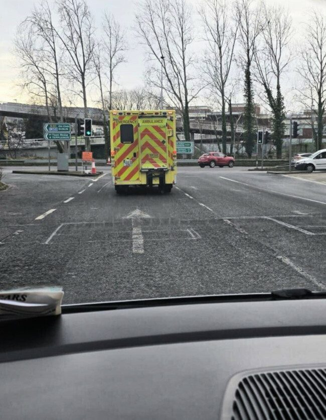 2 Learner drivers 'failing tests' due to severely faded road markings