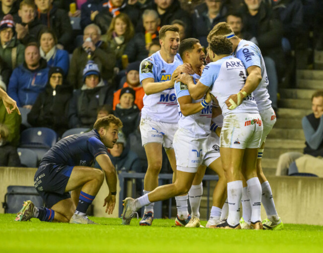 tom-spring-celebrates-after-scoring-a-try-with-aurelien-callandret-guillaume-rouet-baptiste-heguy-and-nadir-megdoud