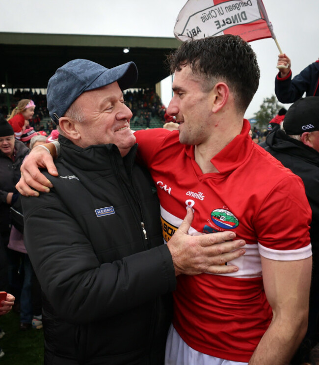 jack-oshea-celebrates-with-mark-oconnor