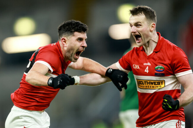 mikey-geaney-celebrates-with-tom-osullivan-at-the-final-whistle
