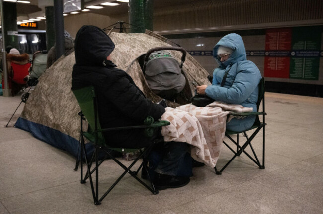 people-take-shelter-in-a-subway-station-during-russias-night-missile-and-drone-attack-in-kyiv-ukraine-tuesday-jan-20-2026-ap-photodanylo-antoniuk