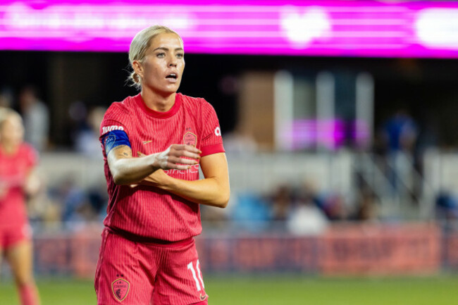 san-jose-ca-october-17-denise-osullivan-10-of-the-north-carolina-courage-looks-on-during-a-nwsl-match-against-bay-fc-on-october-17-2025-at-paypal-park-in-san-jose-ca-photo-by-matthew-huangi