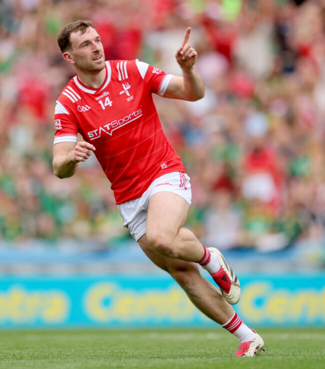 sam-mulroy-celebrates-scoring-a-penalty