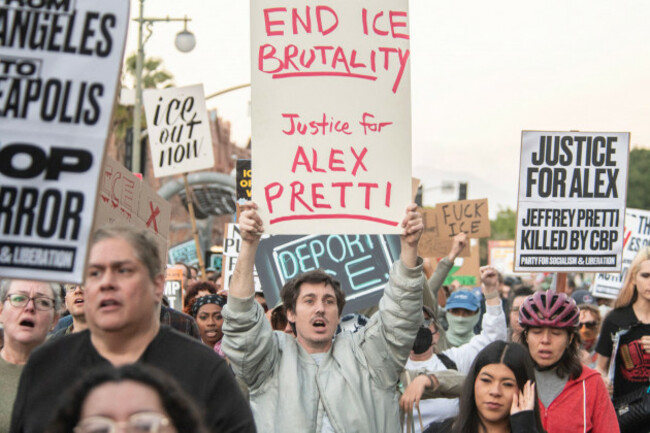 los-angeles-usa-25th-jan-2026-los-angeles-joined-the-nationwide-call-to-demand-an-end-to-ices-brutal-occupation-in-minneapolis-and-all-over-the-country-demanding-justice-for-alex-pretti-credit