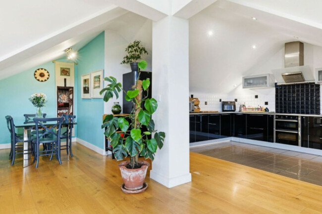 eyJidWNrZXQiOiJtZWRpYW1hc3Rlci1zM2V1IiwiZWRpdHMiOnsicmVzaXplIjp7ImZpdCI6Imluc2lkZSIsIndpZHRoIjoxMjAwLCJoZWlnaHQiOjEyMDB9fSwib3V0cHV0Rm9ybWF0IjoianBlZyIsImtleSI6IjYvNS82NTBiZTYyYy1iY2ZjLTRiZmItYjhjMS1jN2UwMmFjZDIzYmYuSlBFRyJ9