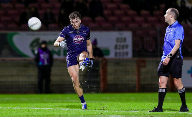 brian-mcloughlin-coverts-a-free-kick