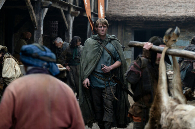 a-knight-of-the-seven-kingdoms-2025-tv-series-created-by-ira-parker-and-george-r-r-martin-and-starring-peter-claffey-dexter-sol-ansell-and-finn-bennett-a-century-before-game-of-thrones-hedge