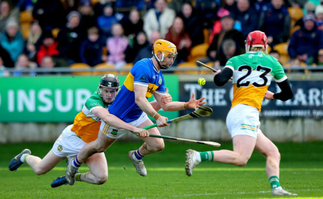 ben-miller-fouls-andrew-ormond-to-concede-a-penalty