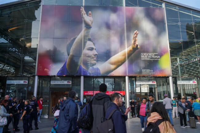 poster-of-france-rugby-player-antoine-dupont-at-gare-du-nord-paris