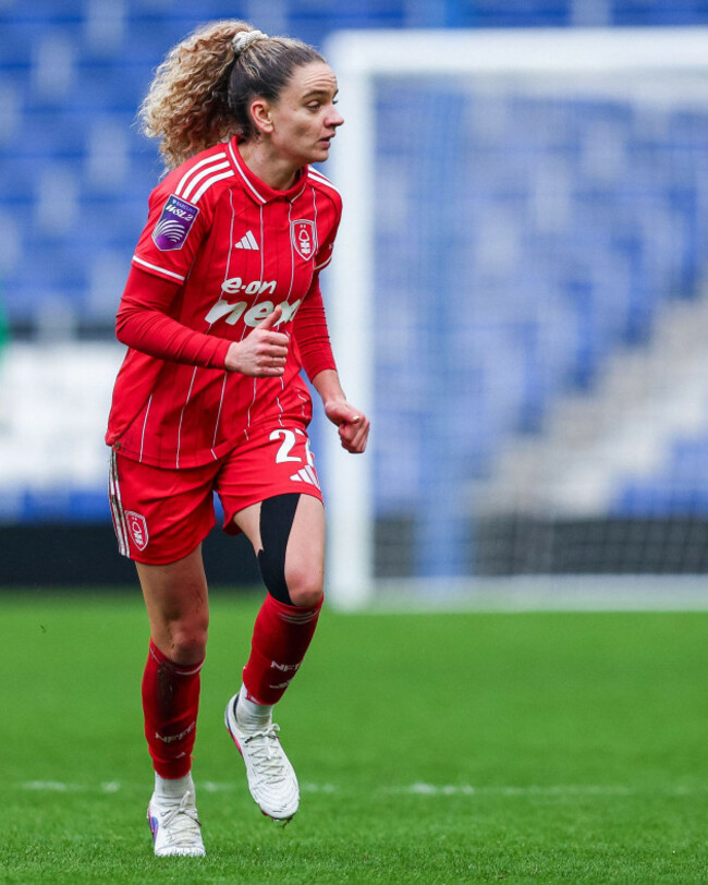 birmingham-on-sunday-1st-february-2026-27-leanne-kiernan-of-nottingham-forest-races-back-during-the-fa-womens-championship-match-between-birmingham-city-and-nottingham-forest-at-st-andrews-knight