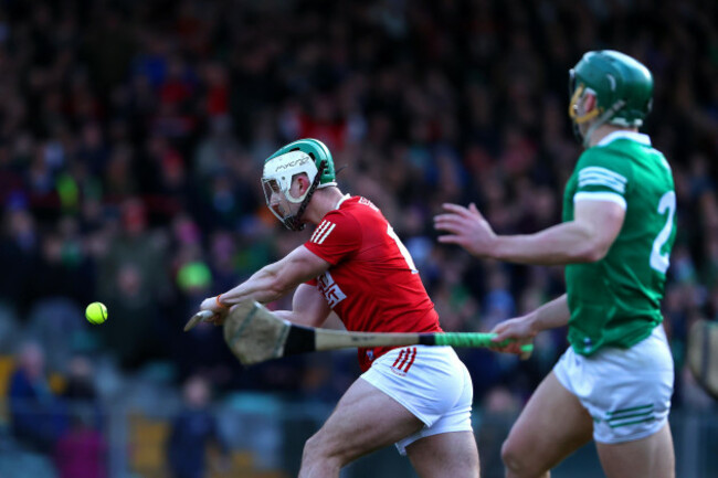 shane-kingston-scores-a-goal