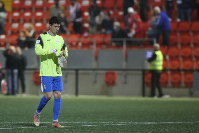 john-dunleavy-takes-over-in-goal