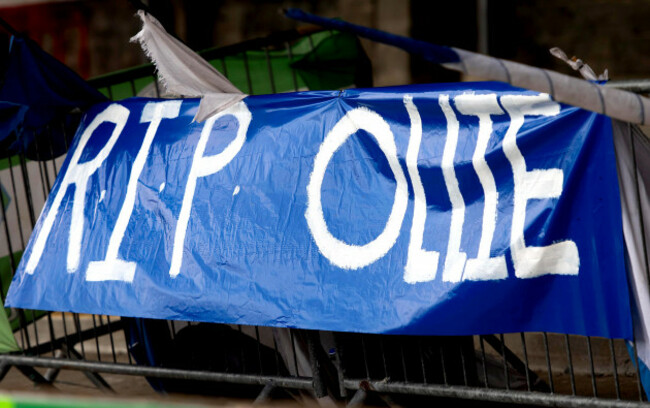 a-sign-in-memory-of-the-late-ollie-horgan