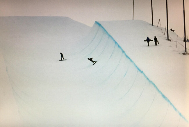 half-pipe-skiing-calgary-olympic-park-calgary-alberta-snow-boarding-skiing-snow-boarding-winter-sport