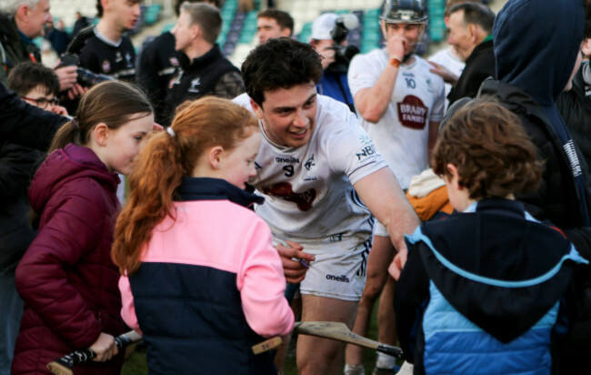 conan-boran-signs-young-supporters-hurls-after-the-game