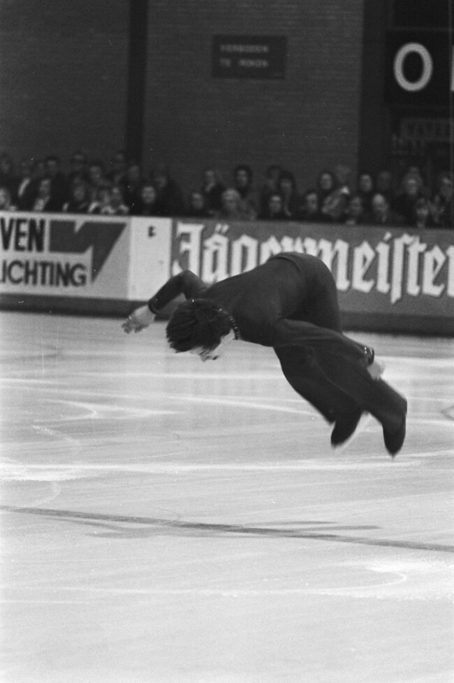 demonstration-of-international-top-art-fighting-in-edenhal-american-terry-kubicka-in-action-koprol-date-march-16-1976-location-amsterdam-noord-holland-keywords-art-fighting-sport-personal-nam