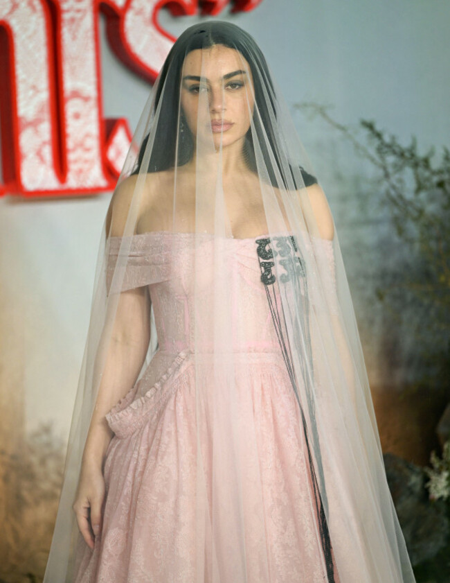 london-england-february-05-2026-charli-xcx-at-the-wuthering-heights-uk-premiere-at-odeon-luxe-leicester-square-london-england-photo-by-see-lipicture-capital-credit-see-lipicture-capi