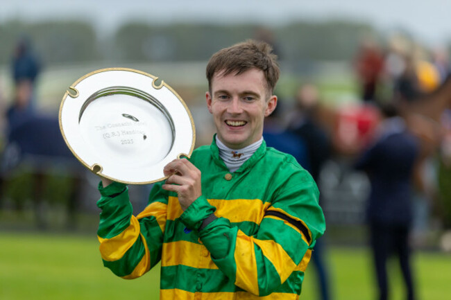 alan-osullivan-celebrates-winning-with-filey-bay