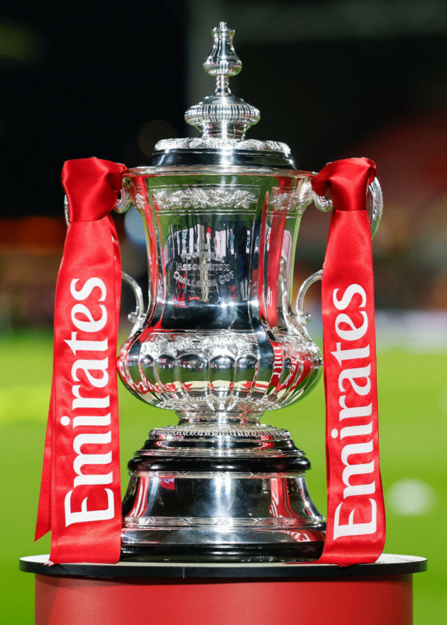 wrexham-uk-9th-jan-2026-general-view-of-the-emirates-fa-cup-trophy-ahead-of-the-wrexham-vs-nottingham-forest-fa-cup-third-round-match-at-the-stok-cae-ras-wrexham-picture-credit-should-read-cody