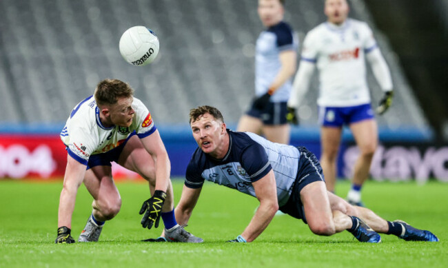 ryan-mcanespie-and-ciaran-kilkenny-compete-for-the-ball