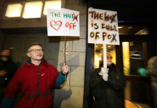 Hoxton Hotel protest-8_90743149