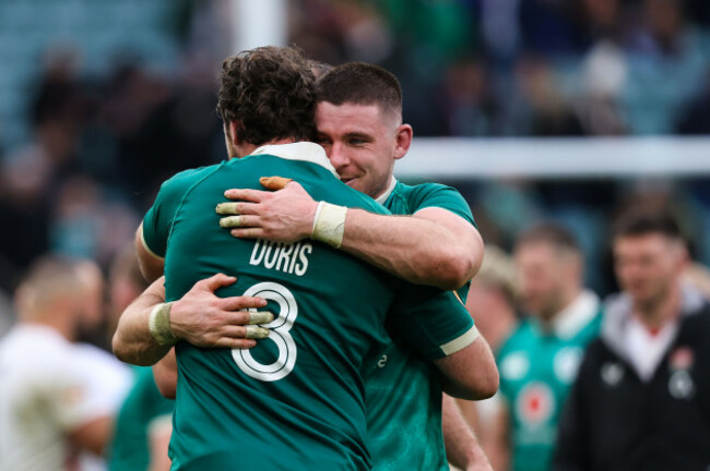 nick-timoney-celebrates-with-caelan-doris-after-the-match