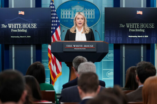 white-house-press-secretary-karoline-leavitt-speaks-with-reporters-in-the-james-brady-press-briefing-room-at-the-white-house-wednesday-march-4-2026-in-washington-ap-photoalex-brandon