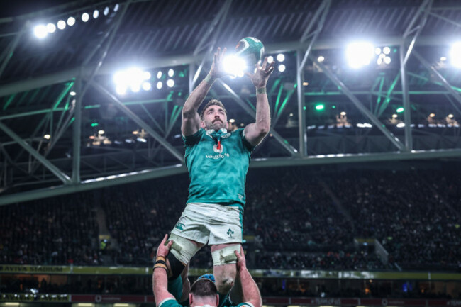 jack-conan-takes-the-ball-in-the-air