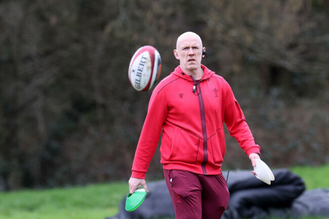 cardiff-uk-10th-mar-2026-steve-tandy-the-head-coach-of-wales-rugby-team-during-the-wales-rugby-team-training-at-the-vale-resort-in-hensol-vale-of-glamorgan-on-tuesday-10thbmarch-2026-pic-by-and