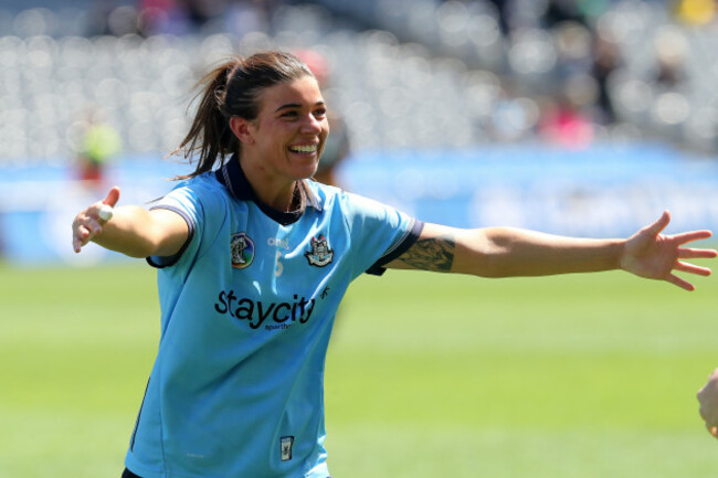 emma-obyrne-celebrates