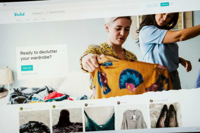 homepage-of-the-vinted-website-a-lithuanian-based-online-marketplace-for-swapping-buying-and-selling-secondhand-clothing