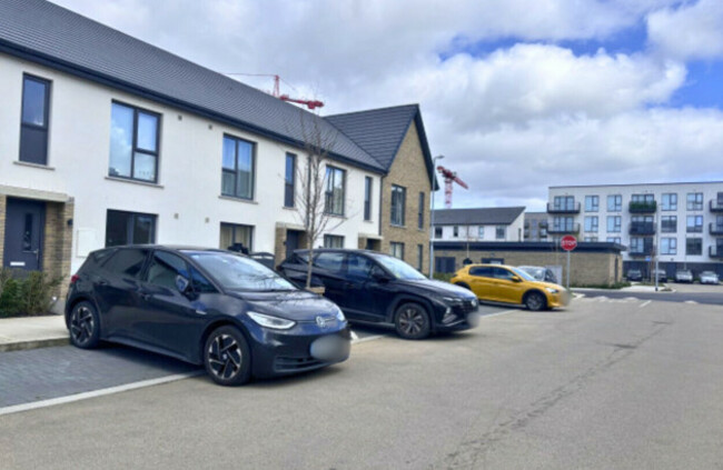 Seven Mills blurred 2 (2)