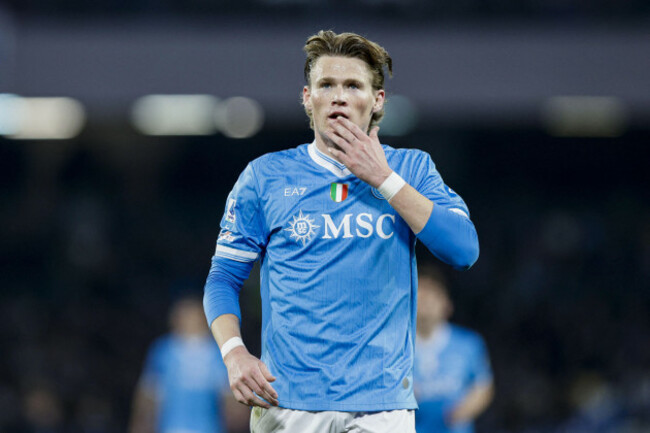 naples-italy-14th-mar-2026-napolis-scottish-midfielder-scott-mctominay-looks-during-the-serie-a-football-match-between-ssc-napoli-vs-lecce-at-the-diego-armando-maradona-stadium-in-naples-on-march