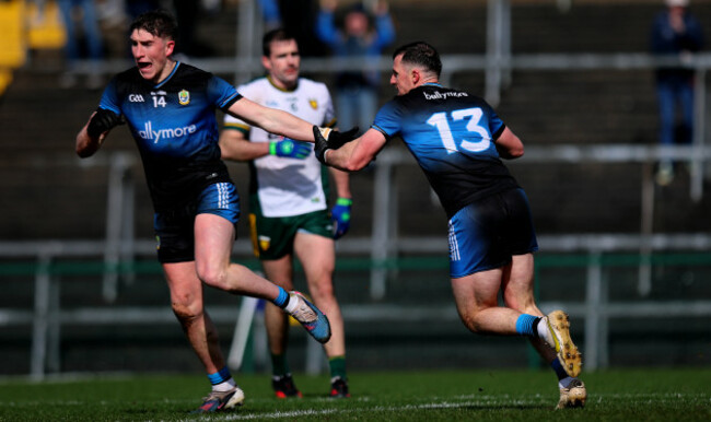 diarmuid-murtagh-celebrates-scoring-the-first-goal-with-daire-cregg