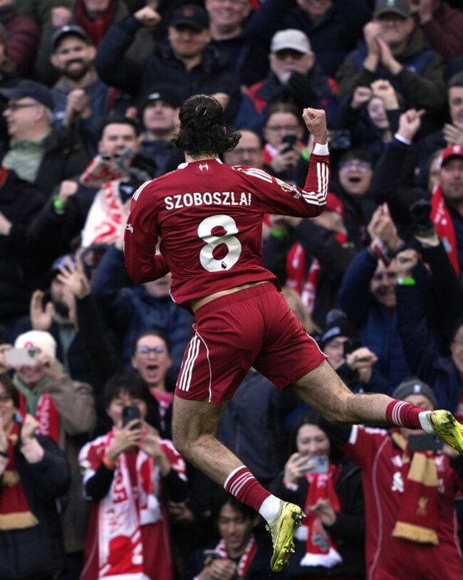 liverpool-v-tottenham-hotspur-premier-league-anfield