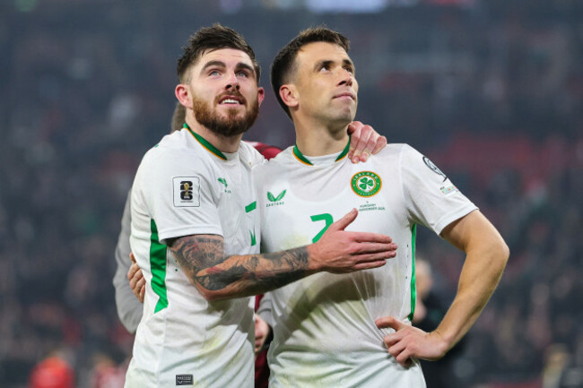 ryan-manning-and-seamus-coleman-celebrate-after-the-match