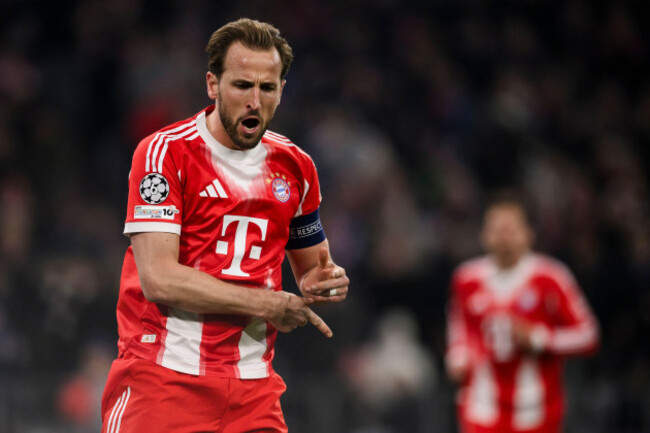 harry-kane-of-fc-bayern-munchen-celebrates-after-scoring-a-goal-from-a-penalty-kick-during-the-uefa-champions-league-202526-knockout-phase-round-of-16-second-leg-football-match-between-fc-bayern-mun
