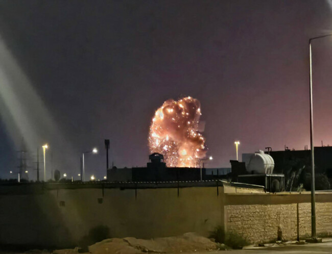 riyadh-18th-mar-2026-photo-taken-on-march-18-2026-shows-an-explosion-in-riyadh-saudi-arabia-saudi-air-defences-intercepted-8-ballistic-missiles-launched-toward-riyadh-on-wednesday-evening-the-c