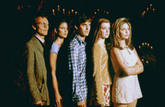 buffy-the-vampire-slayer-anthony-stewart-head-charisma-carpenter-nicholas-brendan-alyson-hannigan-sarah-michelle-gellar