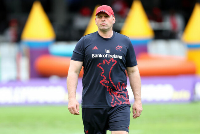 denis-leamy-during-the-warm-up