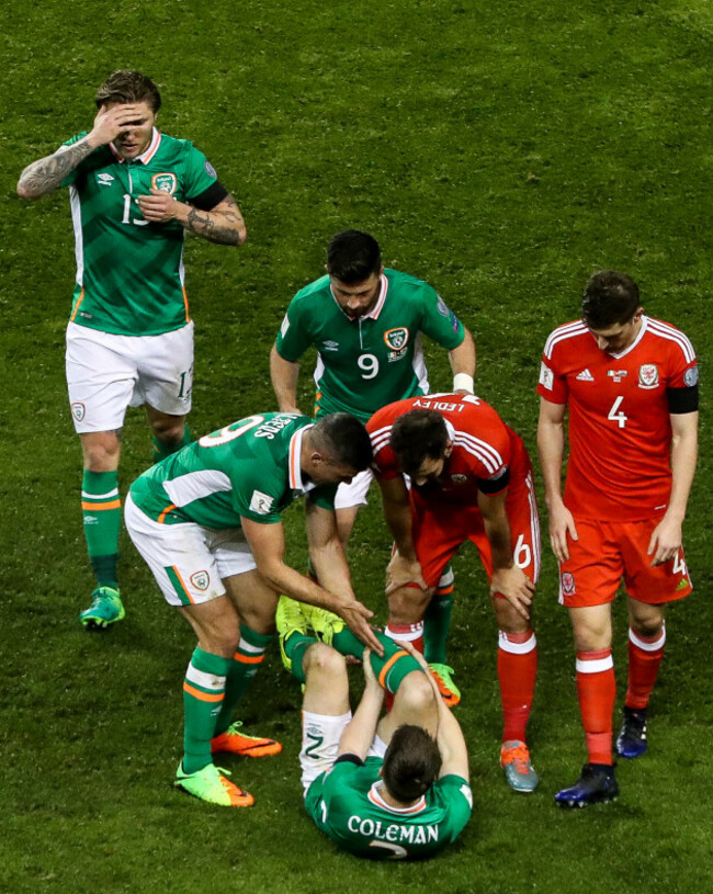 seamus-coleman-is-down-injured