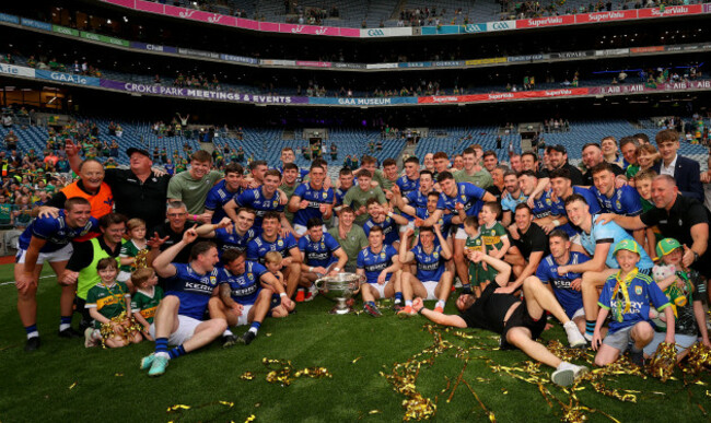 kerry-celebrate-with-the-sam-maguire-cup