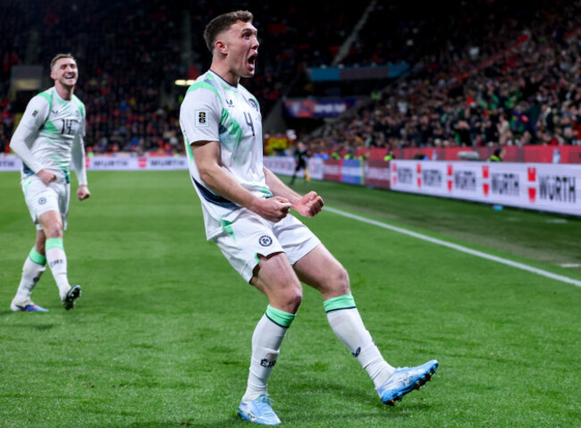 dara-oshea-celebrates-his-sides-second-goal