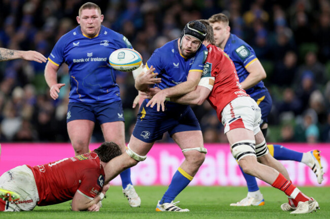 caelan-doris-offloads-the-ball-despite-max-douglas-and-kemsley-mathias