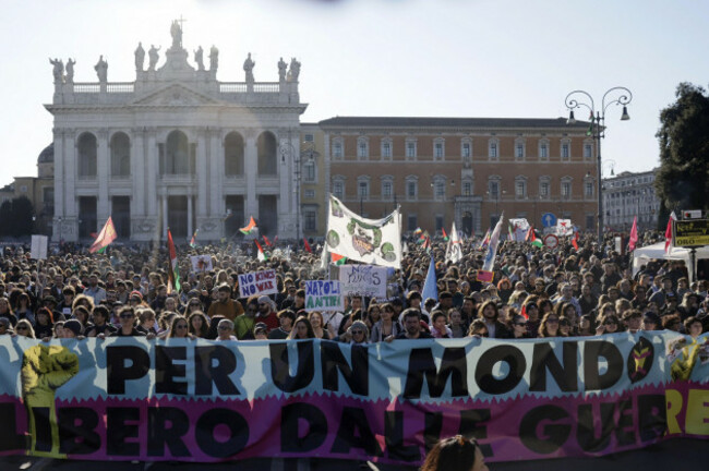 roma-italia-28th-mar-2026-no-kings-italia-la-manifestazione-nazionale-contro-le-politiche-di-guerra-a-roma-italia-sabato-28-marzo-2026-cronaca-foto-di-cecilia-fabianolapresse-no-kings-it