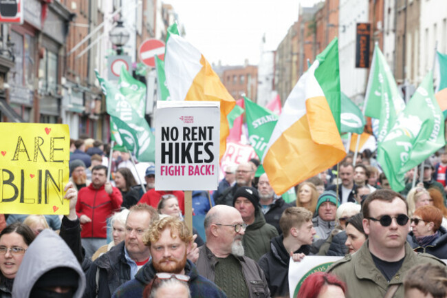 CATU PROTEST 0703_90745573